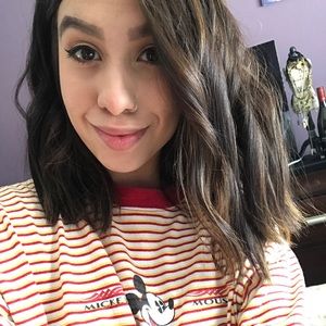 Meet your Posher, Janeth